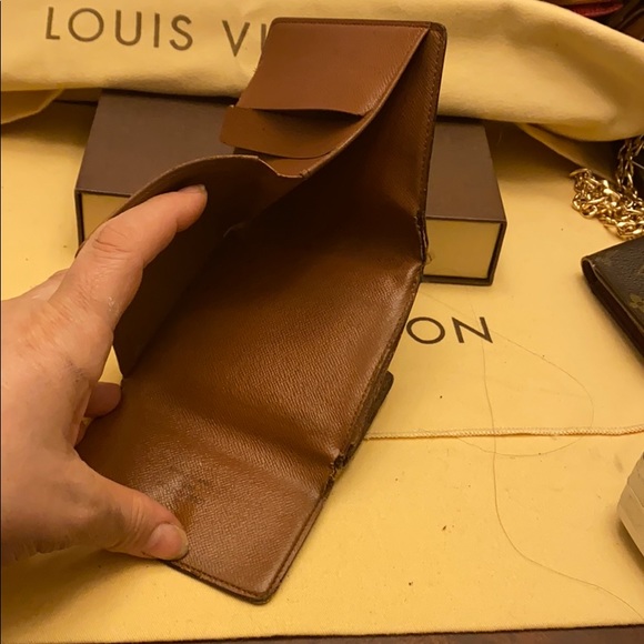 Louis Vuitton Vintage Trifold Wallet - Picture 5 of 9